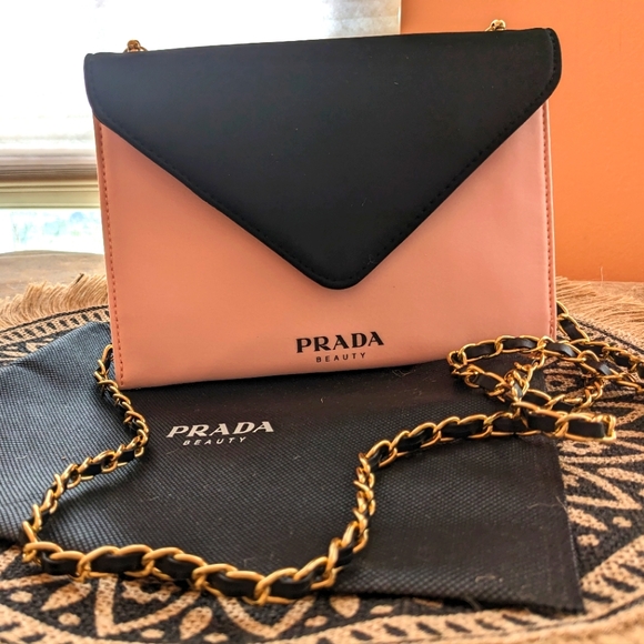 Prada beauty pouch - Picture 2 of 10